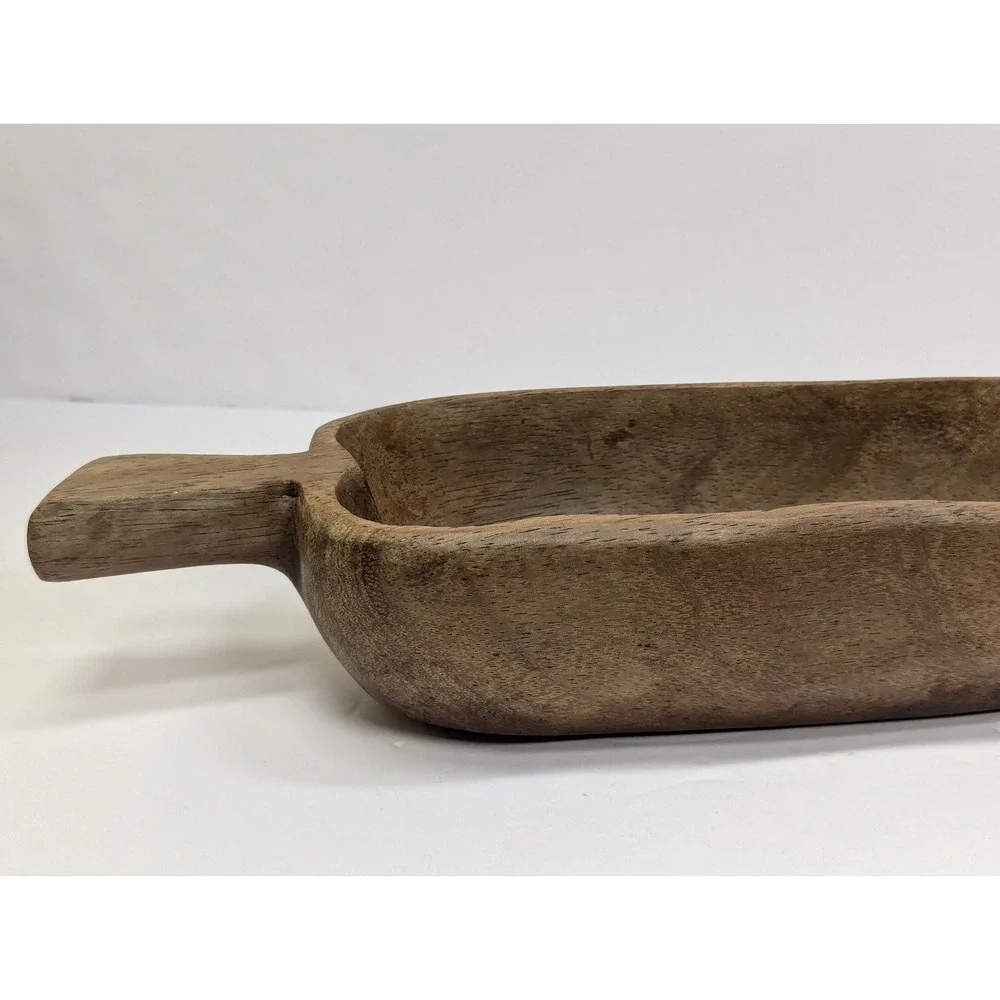 Pepper shaped wooden bowl‎